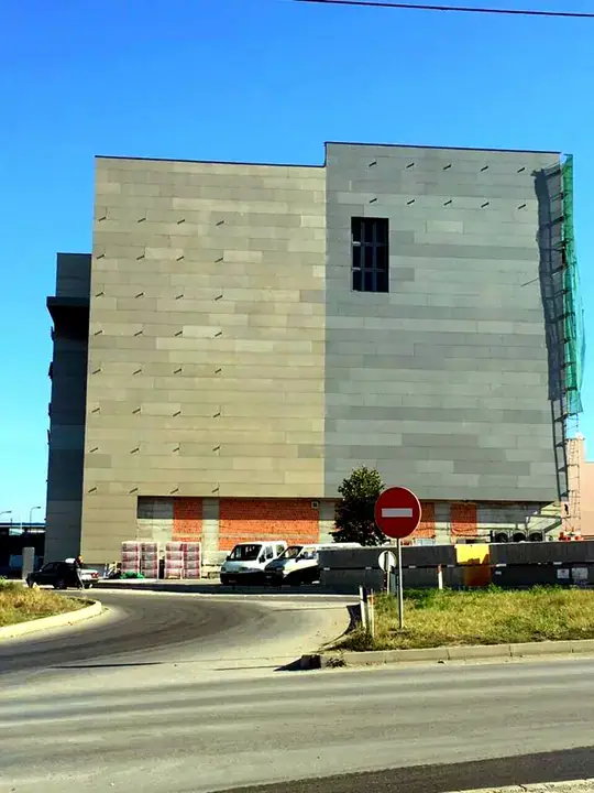 Albi Mall - Structural Facades