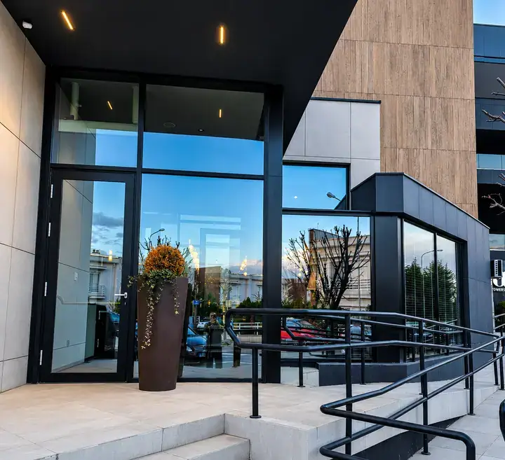 Four Point by Sheraton - Structural Facades