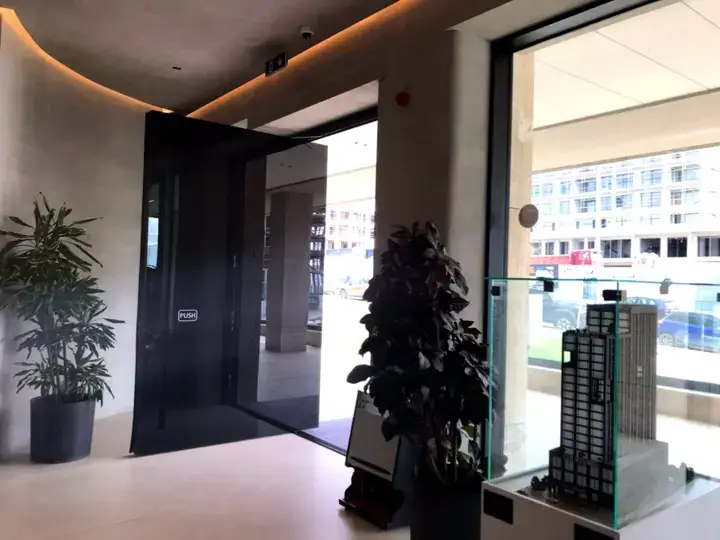 Marigona Hill - Pivot Doors