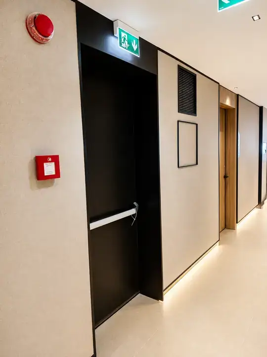 Marriot - Industrial Doors