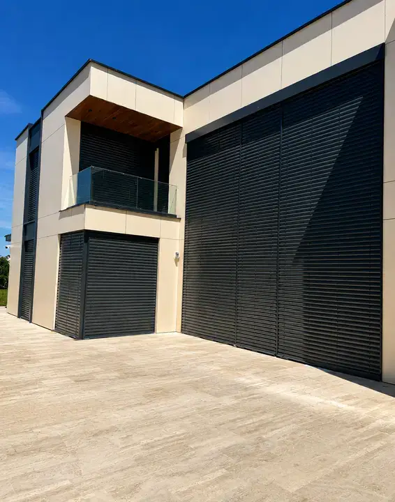 Residencial House AD - Windows