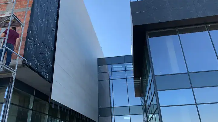 Structural Facades
