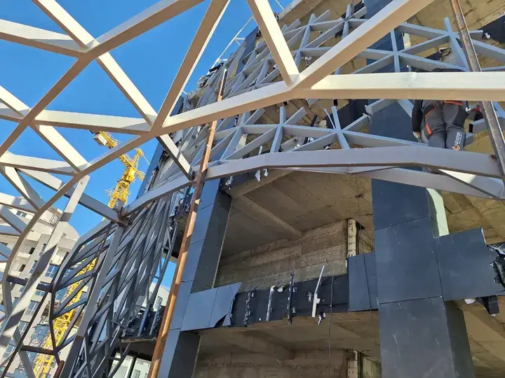 Ventilated Facades