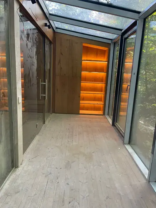 Sliding Doors