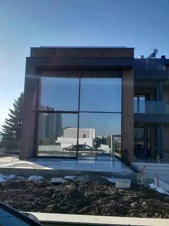Sliding Doors