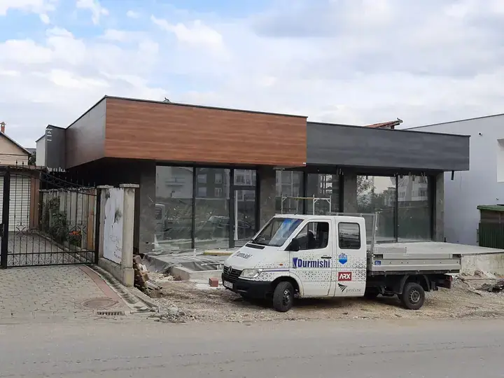 Sliding Doors