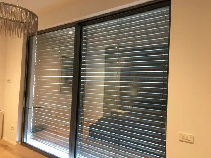 Sliding Doors